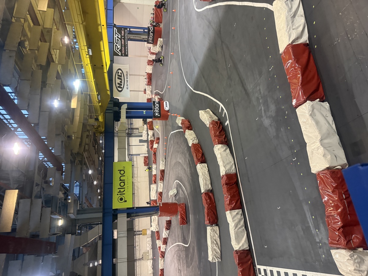 Pitland indoor dráha